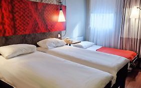 Ibis Centre Clemenceau 3*